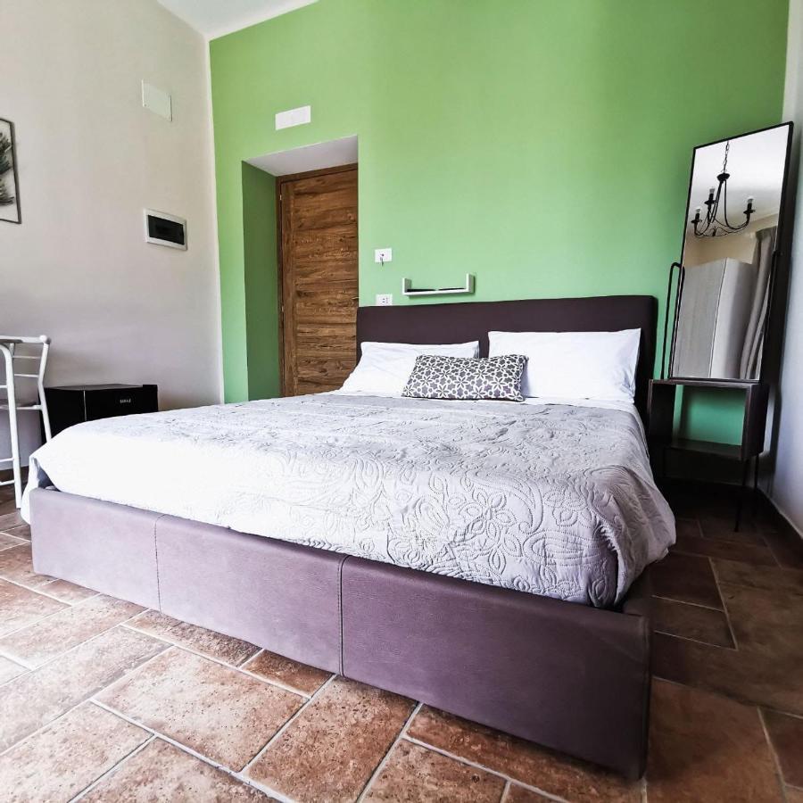 Hotel Il Sentiero Di Leano Terracina Exterior foto