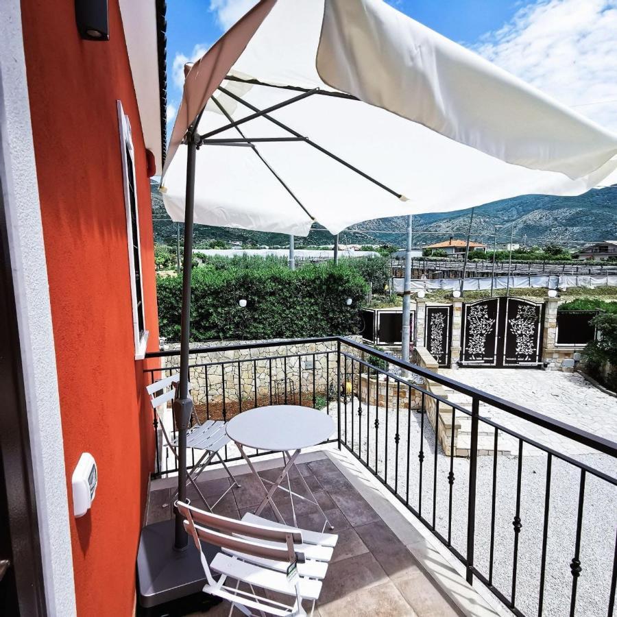 Hotel Il Sentiero Di Leano Terracina Exterior foto