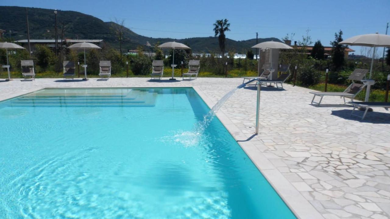 Hotel Il Sentiero Di Leano Terracina Exterior foto